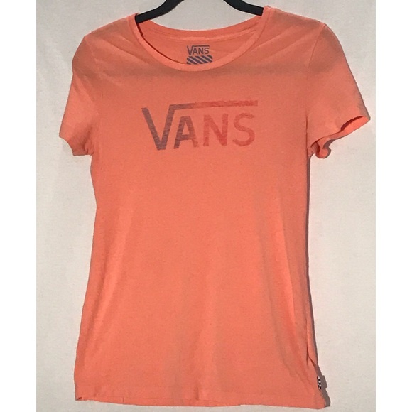 Vans Tops - 🌵 Cute VANS T Shirt, great condition!